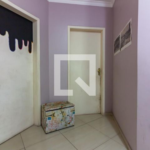 Casa à venda com 217m², 4 quartos e 3 vagasHall social