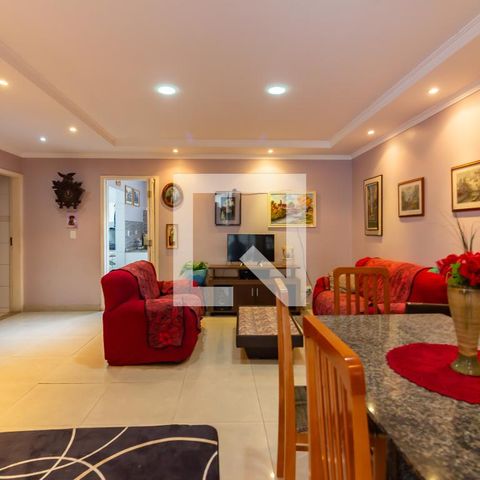 Casa à venda com 217m², 4 quartos e 3 vagasSala 