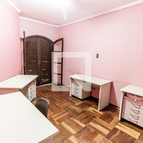 Casa para alugar com 400m², 3 quartos e 2 vagasQuarto 6