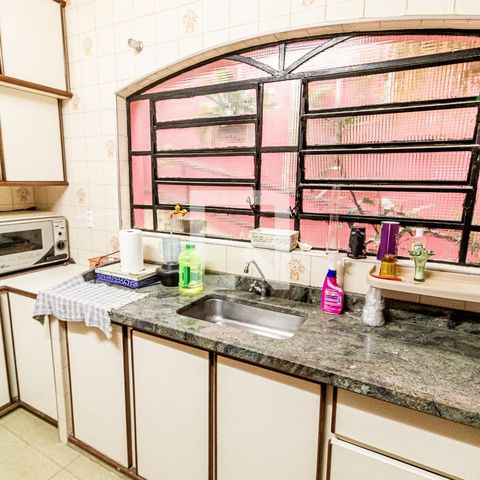 Casa para alugar com 400m², 3 quartos e 2 vagasCozinha
