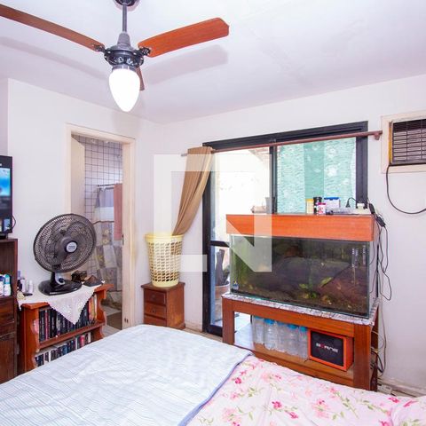 Apartamento à venda com 140m², 2 quartos e 2 vagas Apartamento à venda com 140m², 2 quartos e 2 vagasSuíte