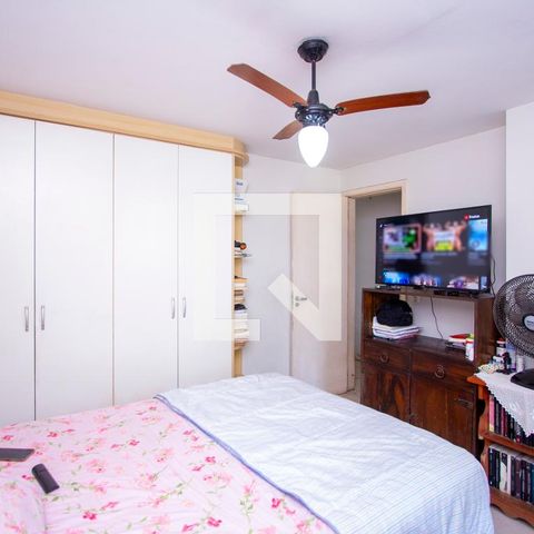 Apartamento à venda com 140m², 2 quartos e 2 vagas Apartamento à venda com 140m², 2 quartos e 2 vagasSuíte