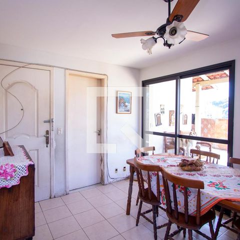 Apartamento à venda com 140m², 2 quartos e 2 vagas Apartamento à venda com 140m², 2 quartos e 2 vagasSala