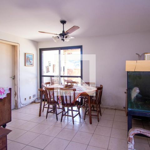 Apartamento à venda com 140m², 2 quartos e 2 vagas Apartamento à venda com 140m², 2 quartos e 2 vagasSala