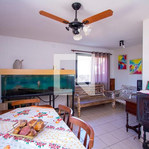 Apartamento à venda com 140m², 2 quartos e 2 vagas Apartamento à venda com 140m², 2 quartos e 2 vagasSala