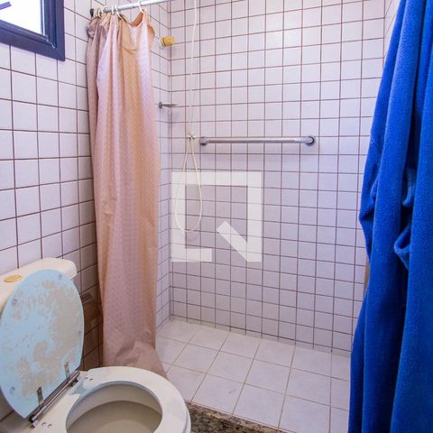 Apartamento à venda com 140m², 2 quartos e 2 vagas Apartamento à venda com 140m², 2 quartos e 2 vagasBanheiro Social