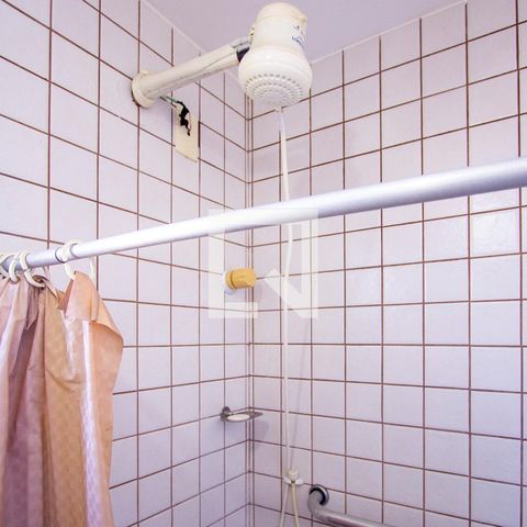 Apartamento à venda com 140m², 2 quartos e 2 vagas Apartamento à venda com 140m², 2 quartos e 2 vagasBanheiro Social