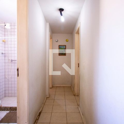 Apartamento à venda com 140m², 2 quartos e 2 vagas Apartamento à venda com 140m², 2 quartos e 2 vagasCorredor