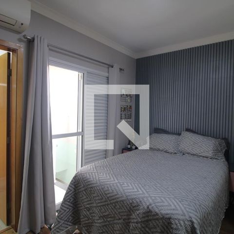 Casa à venda com 175m², 3 quartos e 4 vagasSuíte 2