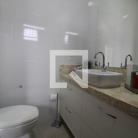 Casa à venda com 175m², 3 quartos e 4 vagasBanheiro da suíte 3