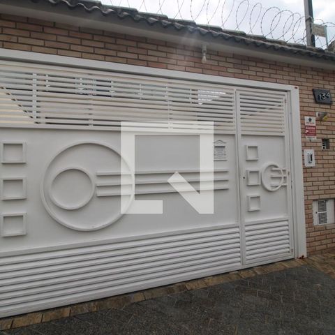 Casa à venda com 175m², 3 quartos e 4 vagasFachada