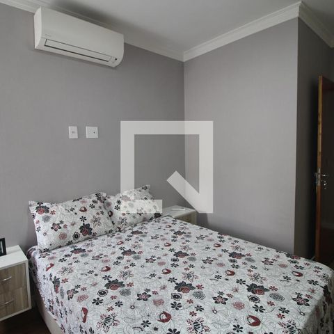 Casa à venda com 175m², 3 quartos e 4 vagasSuíte 1