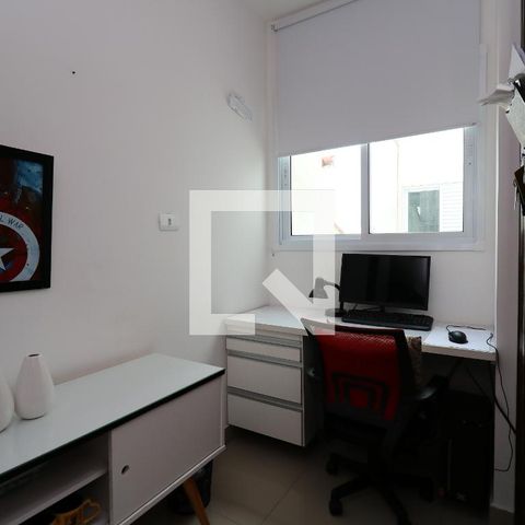 Apartamento à venda com 120m², 2 quartos e 1 vagaEscritório