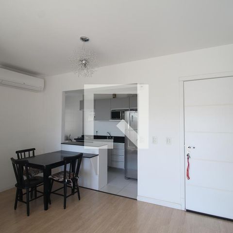 Apartamento à venda com 76m², 3 quartos e 2 vagasSala