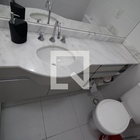 Apartamento à venda com 76m², 3 quartos e 2 vagasBanheiro