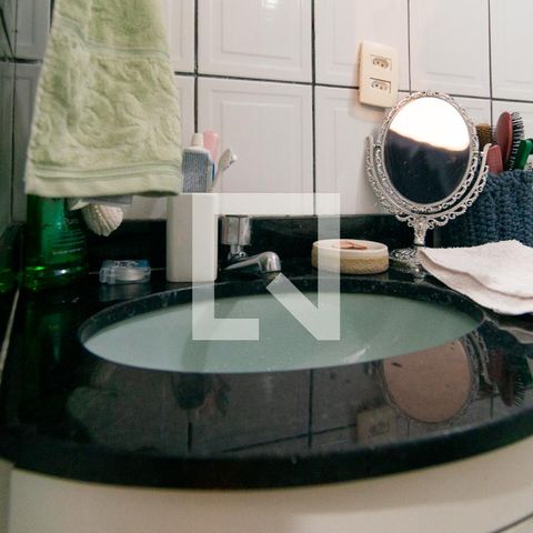 Apartamento à venda com 64m², 1 quarto e sem vagaBanheiro