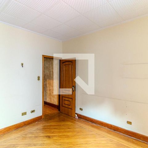 Casa à venda com 533m², 4 quartos e 4 vagasQuarto 3