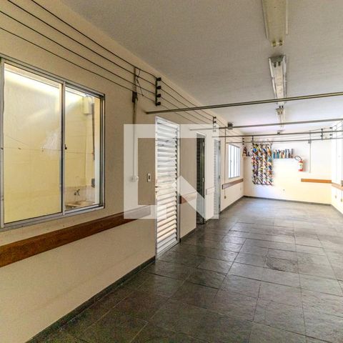 Casa à venda com 533m², 4 quartos e 4 vagasSalão