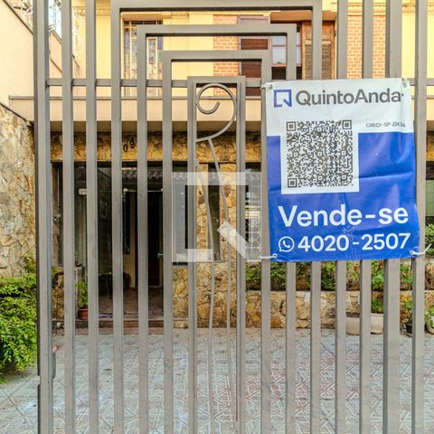 Casa à venda com 533m², 4 quartos e 4 vagasPlaquinha