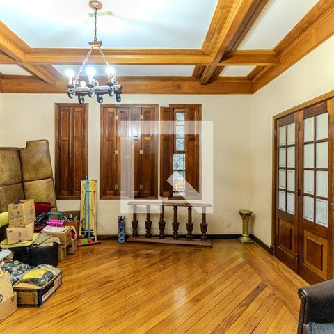 Casa à venda com 533m², 4 quartos e 4 vagasSala 2
