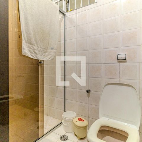 Casa à venda com 533m², 4 quartos e 4 vagasBanheiro