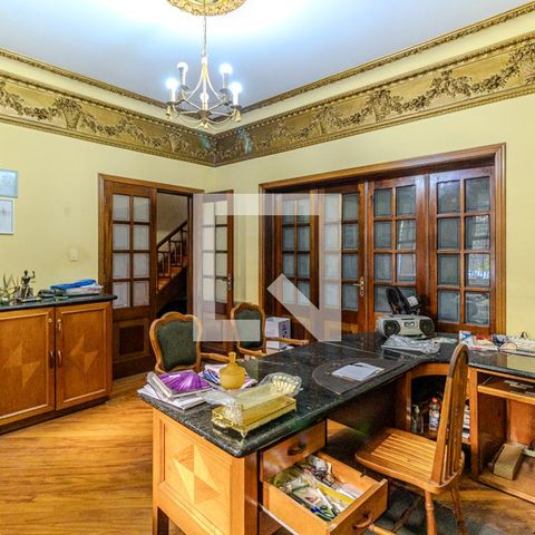 Casa à venda com 533m², 4 quartos e 4 vagasSala1
