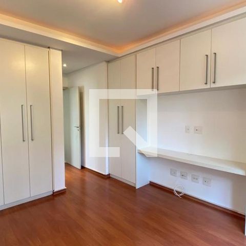 Casa de condomínio à venda com 931m², 4 quartos e 8 vagas
