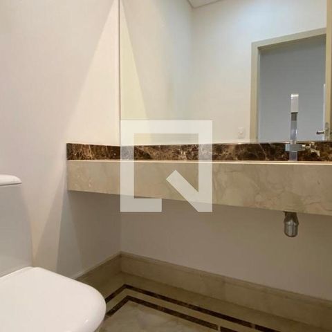 Casa de condomínio à venda com 931m², 4 quartos e 8 vagas