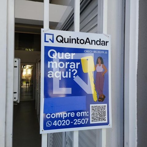 Apartamento à venda com 42m², 1 quarto e 1 vagaFachada