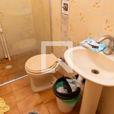 Casa à venda com 260m², 3 quartos e 4 vagasBanheiro