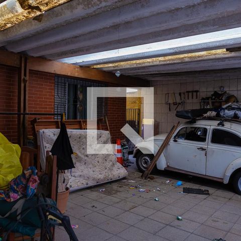 Casa à venda com 260m², 3 quartos e 4 vagasGaragem