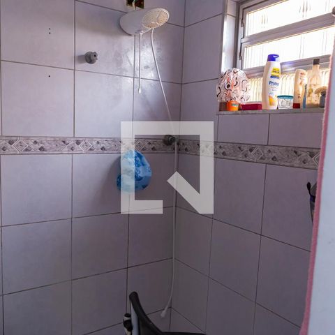 Casa à venda com 260m², 3 quartos e 4 vagasBanheiro do Quarto 1