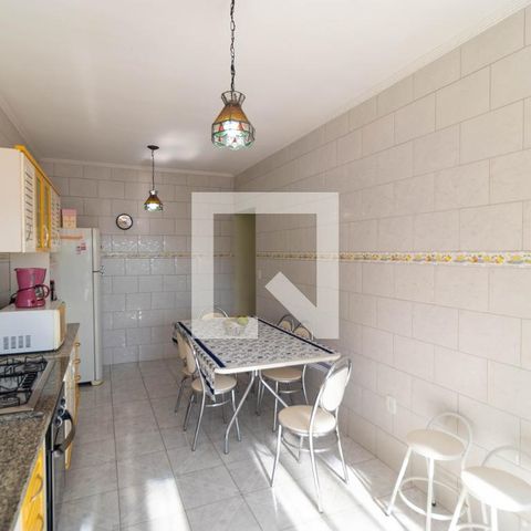 Casa à venda com 179m², 4 quartos e 3 vagasCozinha