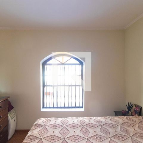 Casa à venda com 179m², 4 quartos e 3 vagassuíte