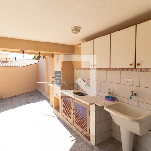 Casa à venda com 179m², 4 quartos e 3 vagasChurrasqueira