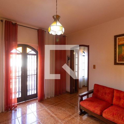 Casa à venda com 179m², 4 quartos e 3 vagasSala 01
