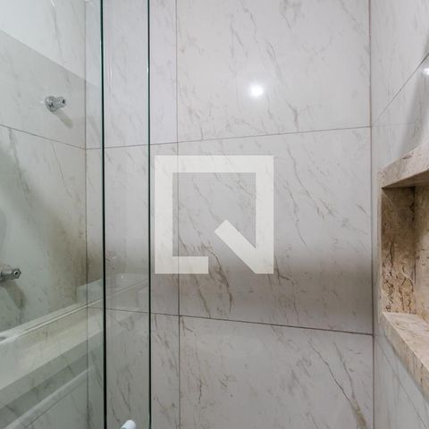 Apartamento para alugar com 28m², 1 quarto e sem vagaBanheiro da Suíte