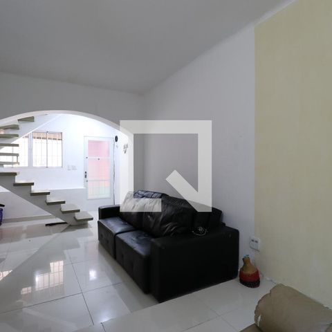 Casa para alugar com 120m², 2 quartos e 1 vagaSala