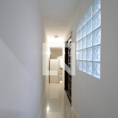 Casa para alugar com 120m², 2 quartos e 1 vagaCorredor