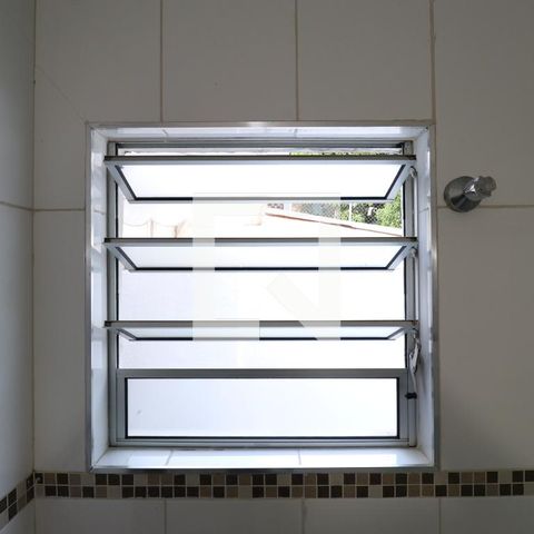 Casa para alugar com 120m², 2 quartos e 1 vagaBanheiro