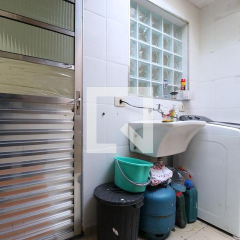 Casa para alugar com 120m², 2 quartos e 1 vagaÁrea de Serviço