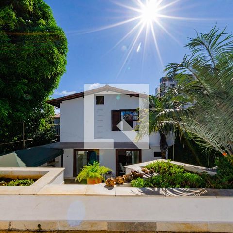 Casa para alugar com 465m², 4 quartos e 5 vagas Casa para alugar com 465m², 4 quartos e 5 vagasTerraço