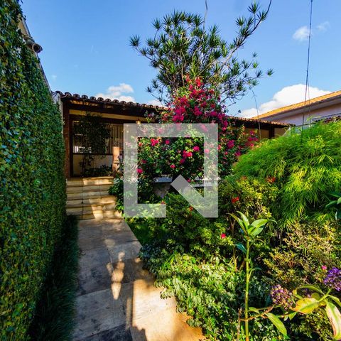 Casa para alugar com 465m², 4 quartos e 5 vagas Casa para alugar com 465m², 4 quartos e 5 vagasJardim