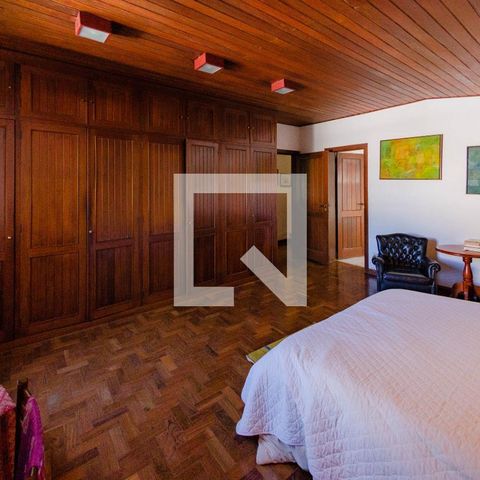 Casa para alugar com 465m², 4 quartos e 5 vagas Casa para alugar com 465m², 4 quartos e 5 vagasSuíte
