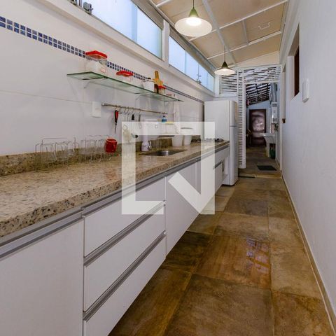 Casa para alugar com 465m², 4 quartos e 5 vagas Casa para alugar com 465m², 4 quartos e 5 vagasÁrea gourmet