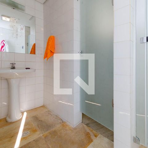 Casa para alugar com 465m², 4 quartos e 5 vagas Casa para alugar com 465m², 4 quartos e 5 vagasBanheiro externo