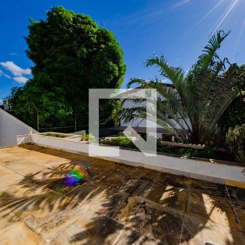 Casa para alugar com 465m², 4 quartos e 5 vagas Casa para alugar com 465m², 4 quartos e 5 vagasTerraço