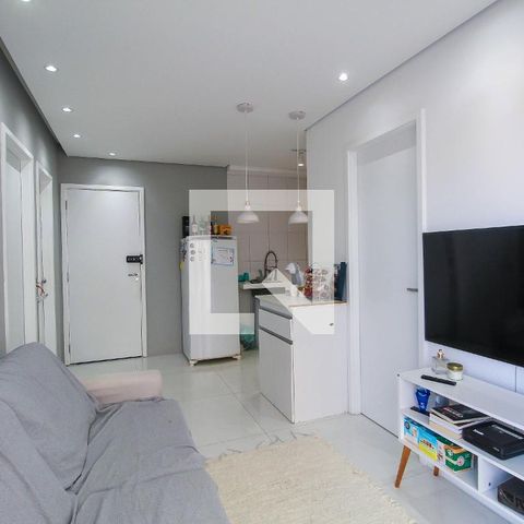 Apartamento à venda com 38m², 2 quartos e sem vaga Apartamento à venda com 38m², 2 quartos e sem vagaSala