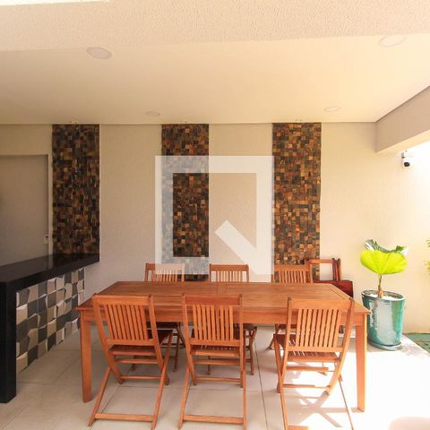 Apartamento à venda com 38m², 2 quartos e sem vaga Apartamento à venda com 38m², 2 quartos e sem vagaÁrea comum - Churrasqueira