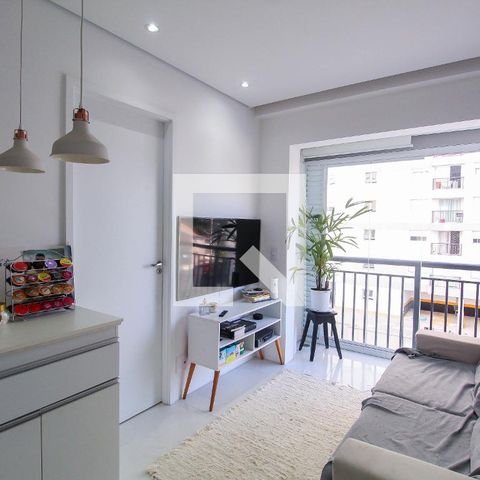Apartamento à venda com 38m², 2 quartos e sem vaga Apartamento à venda com 38m², 2 quartos e sem vagaSala